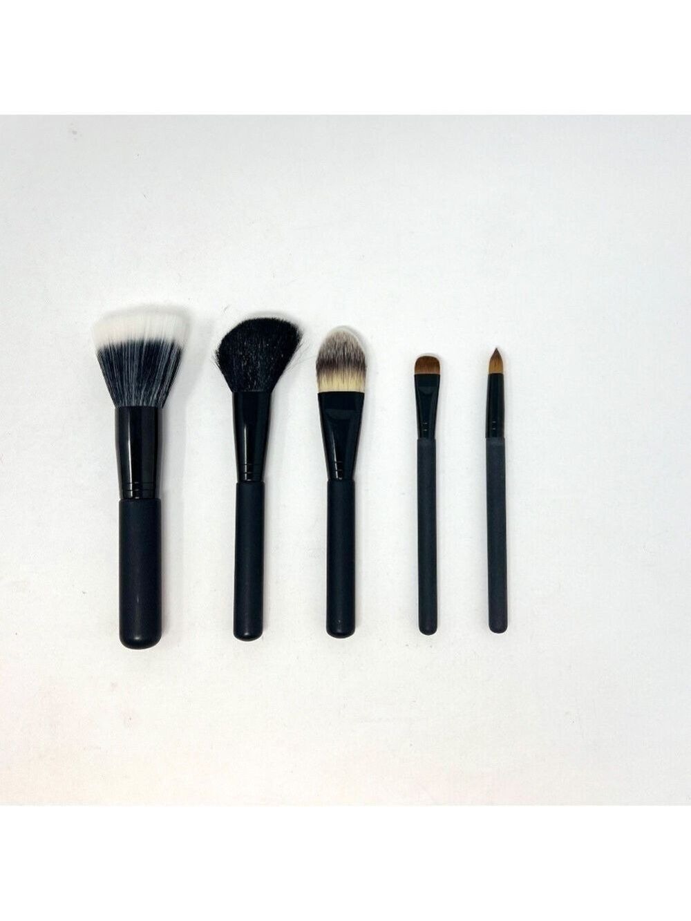 Face and Eye Makeup Brush Set & Carry Bag New in box - 5 brush Travel set NEW - Picture 2 of 2